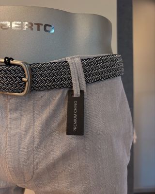 Štýl a pohodlie v jednom! ☀️ Prémiové chino nohavice sú ideálne na teplejšie dni – ľahké, elegantné a perfektne...